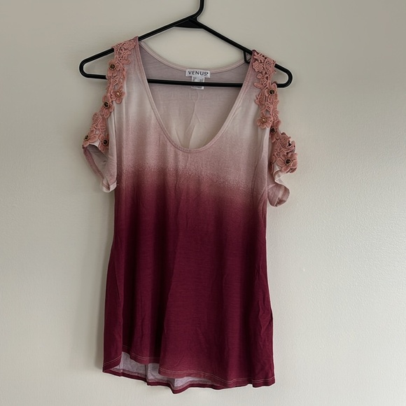 Venus Blouse Bundle size Small - Picture 8 of 12